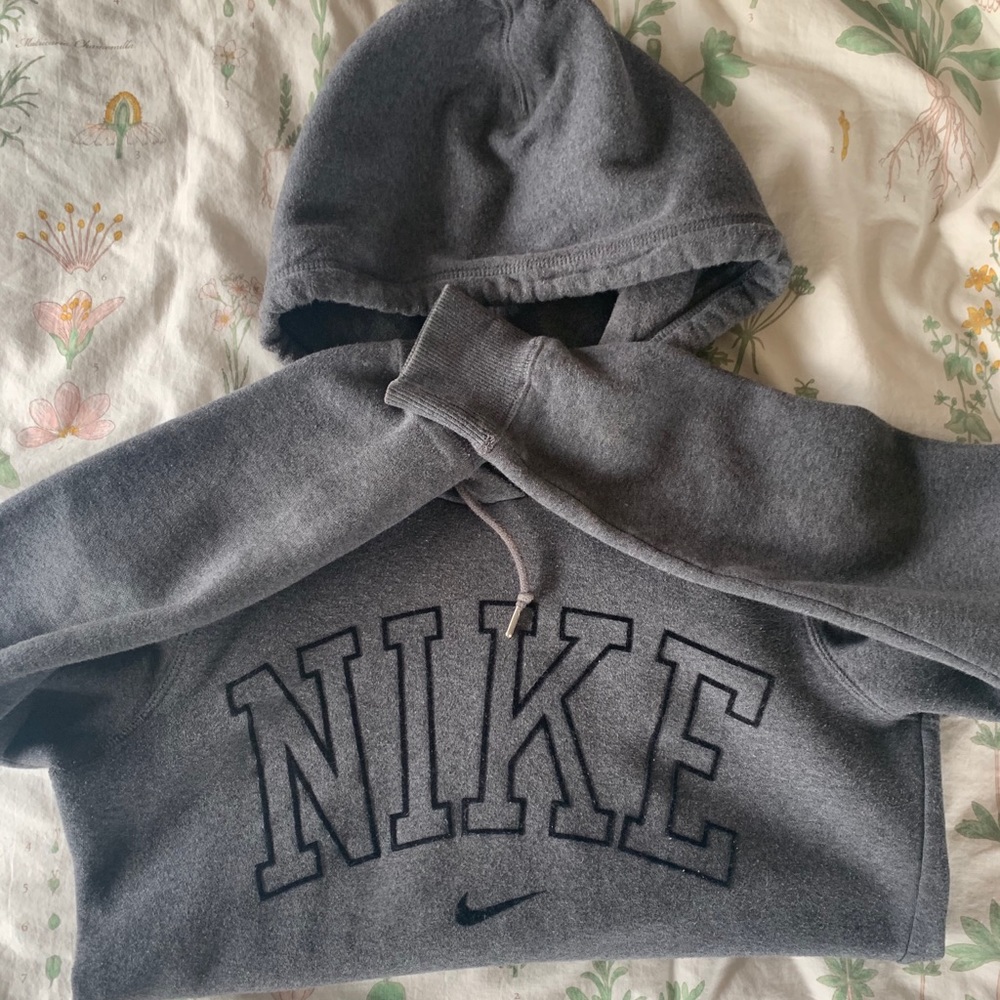 Charcoal Gray Nike hoodie!
